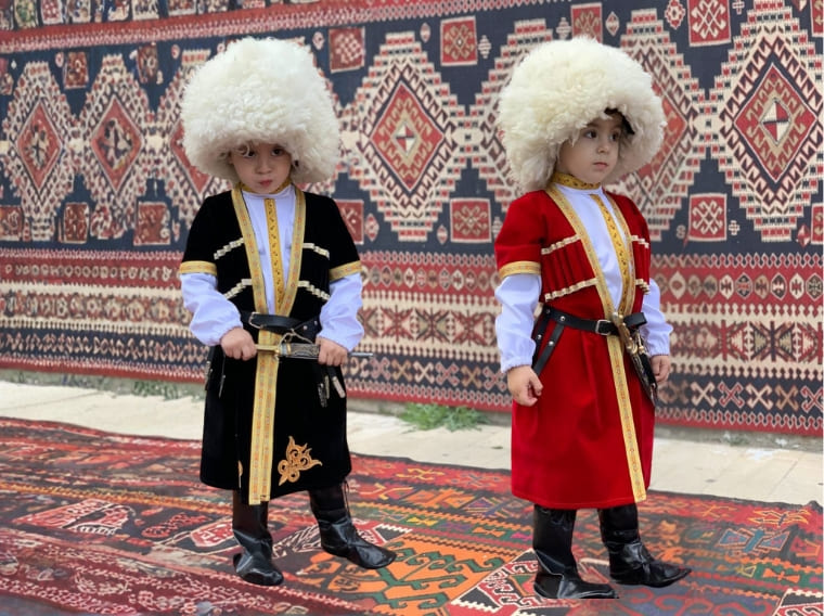 Oğlan uşaq milli geyimləri