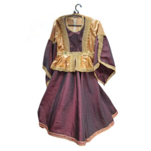 Qız üçün qızılı-tünd qırmızı zərli dəst