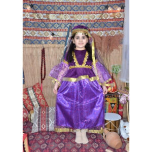 Bənövşəyi qız uşaq milli geyimi Azərbaycan
